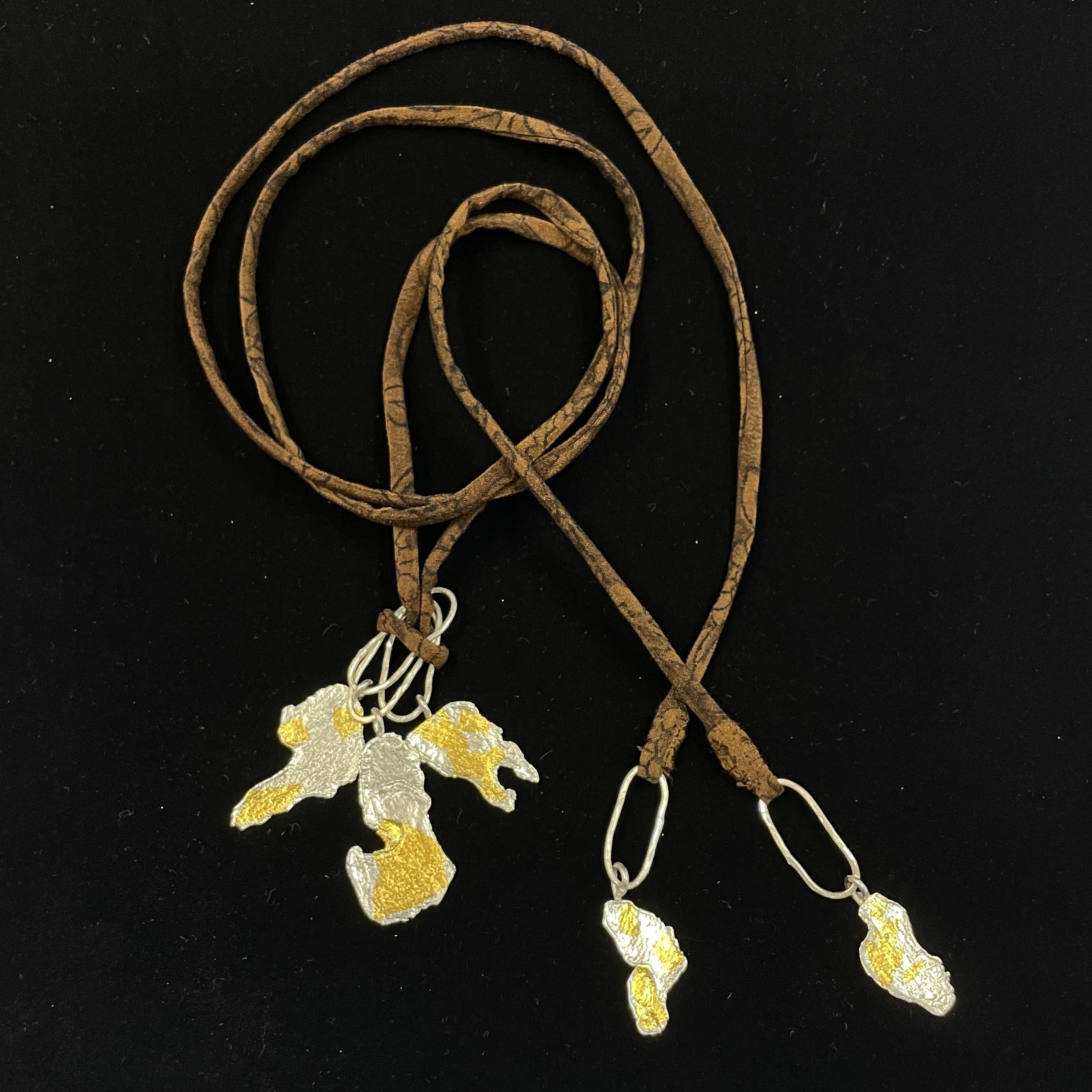 Scots Pine bark necklace with gold