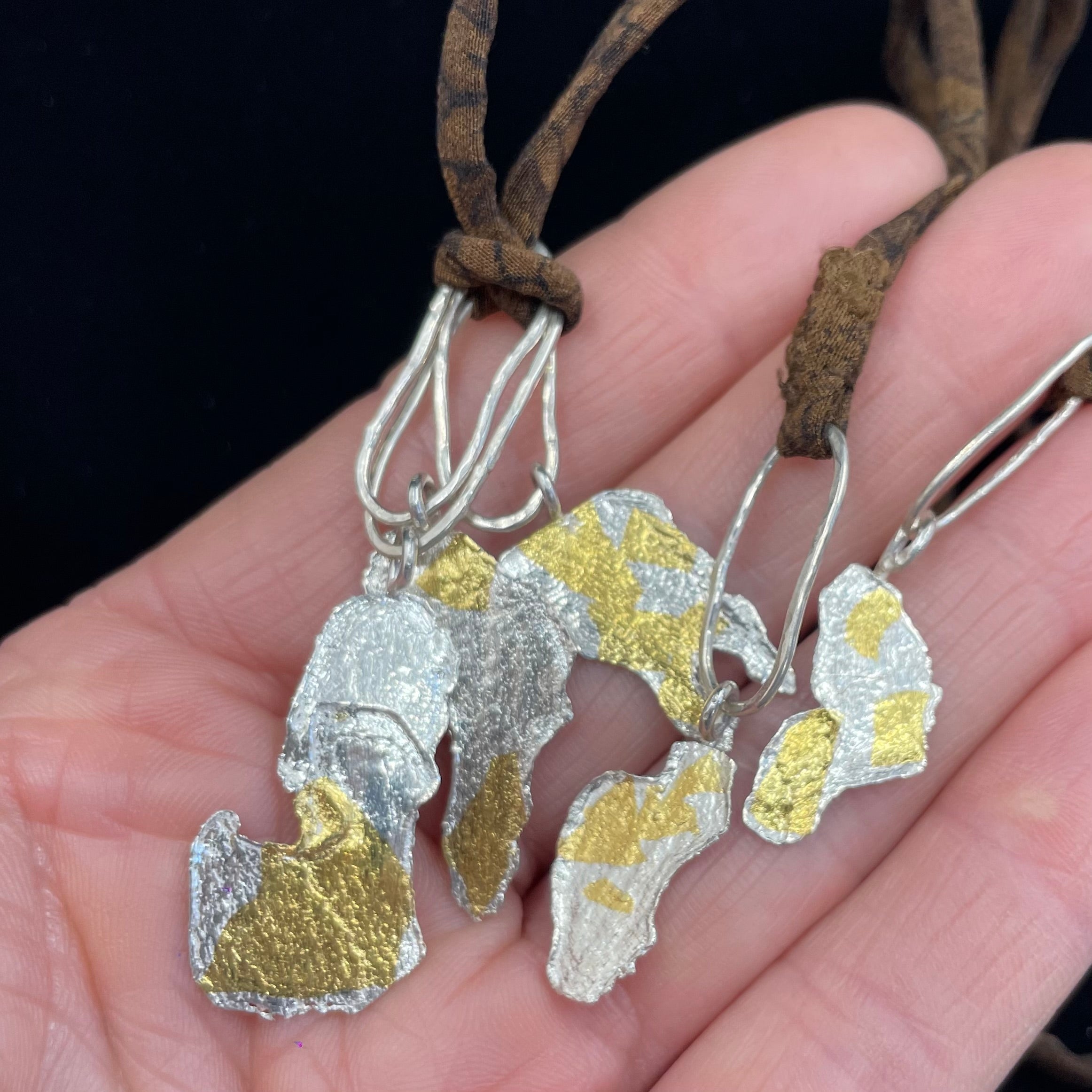 Scots Pine bark necklace with gold