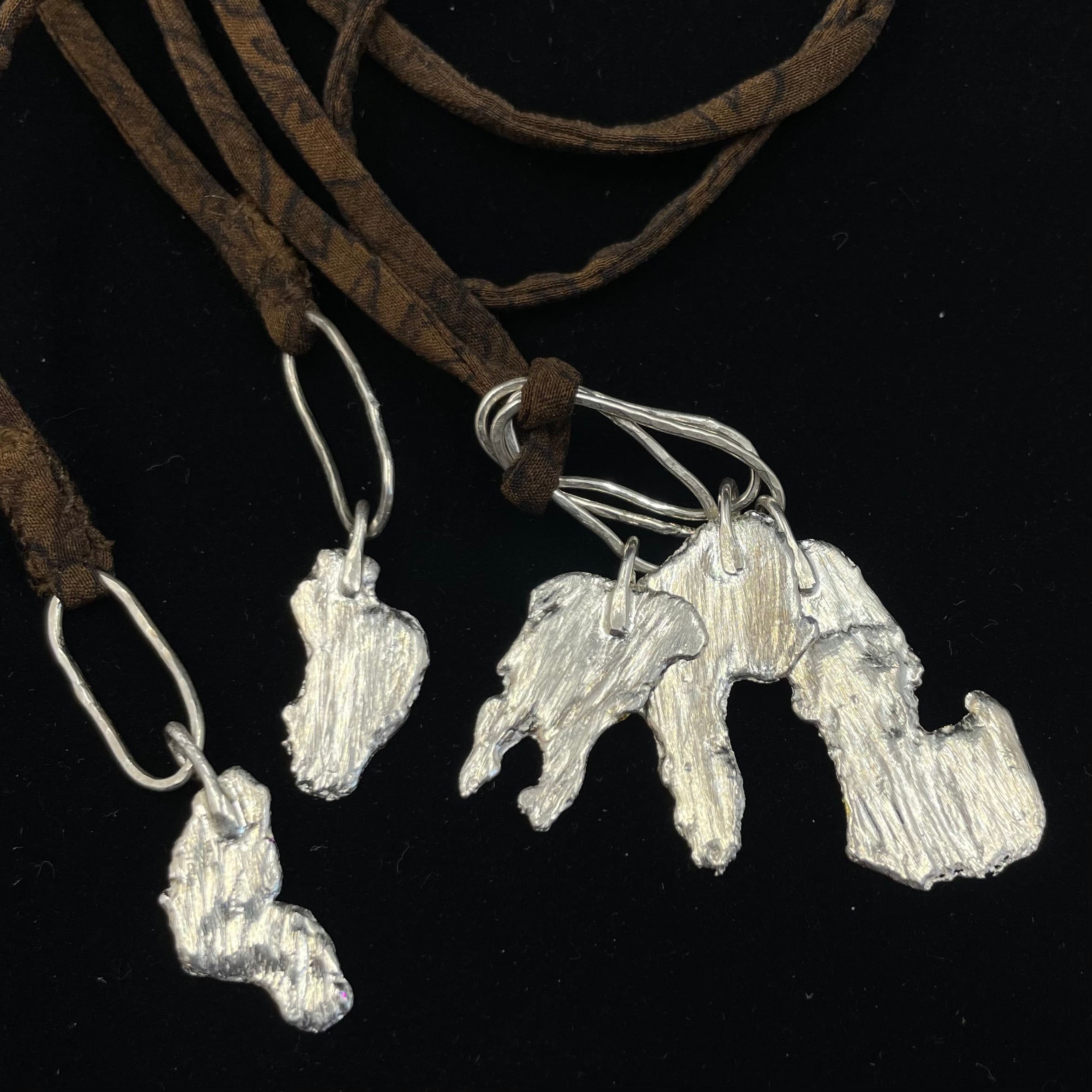 Scots Pine bark necklace with gold