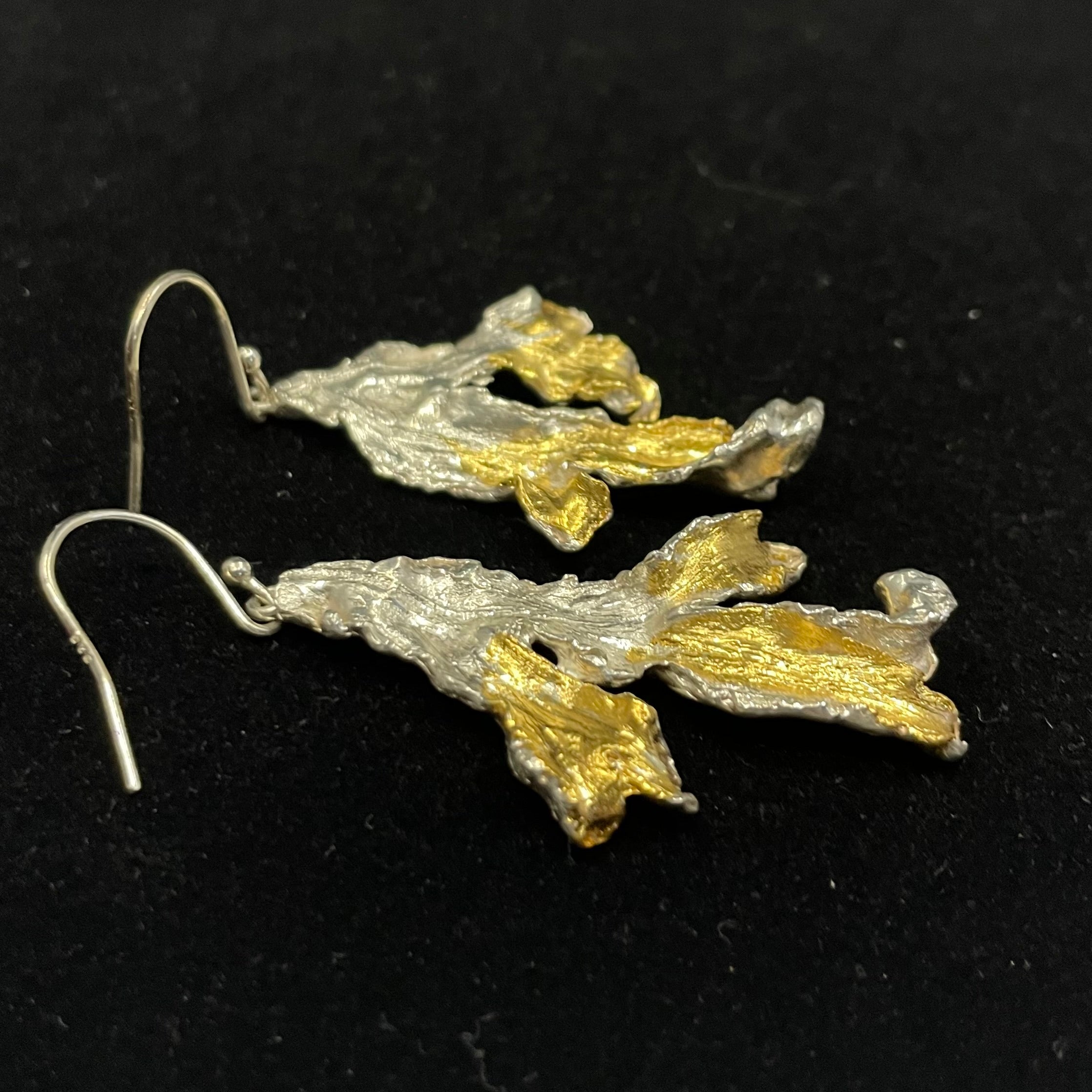 Seaweed earrings with gold